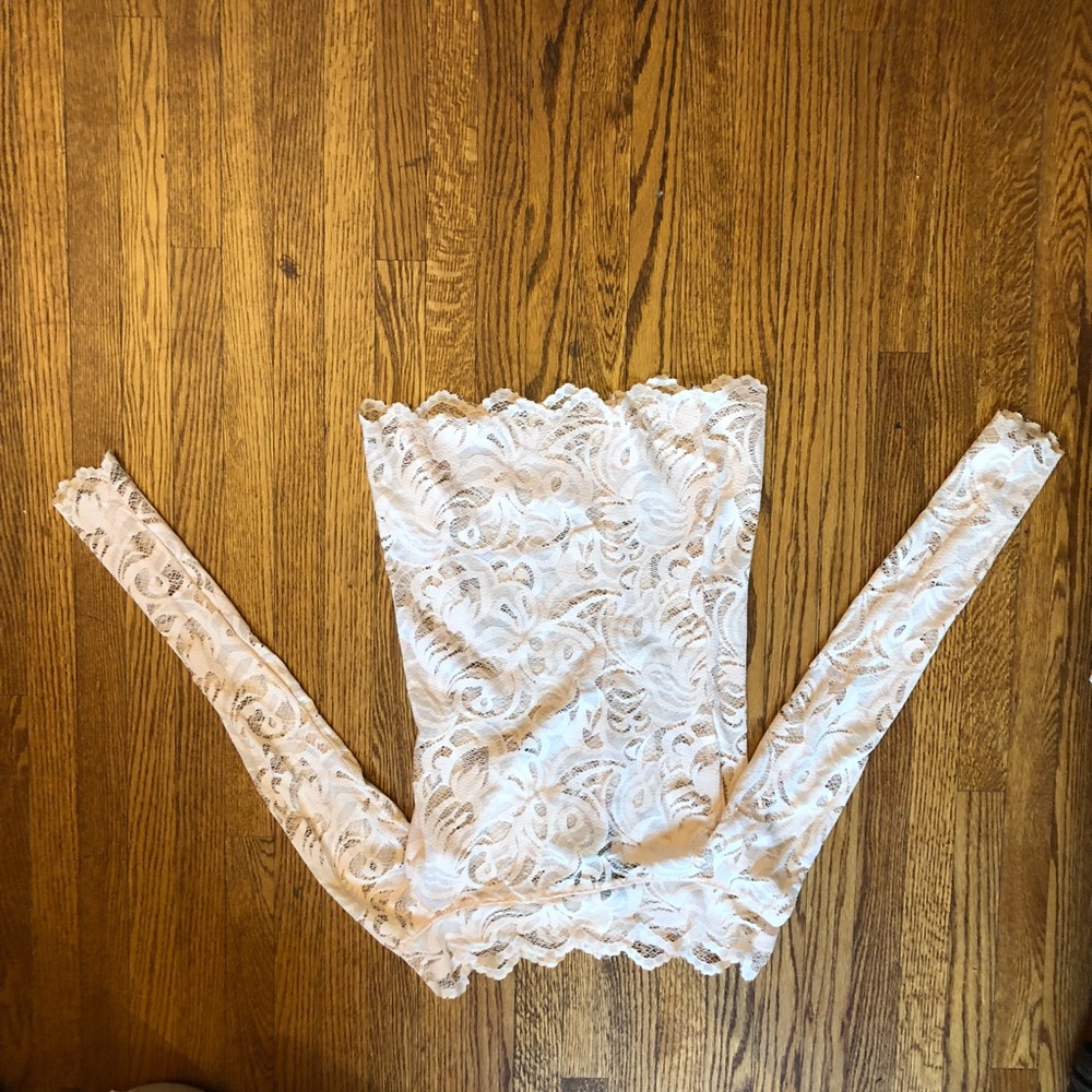 H AND M LONG SLEEVE LACE OFF THE SHOULDER BLOUSE